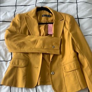 Yellow blazer